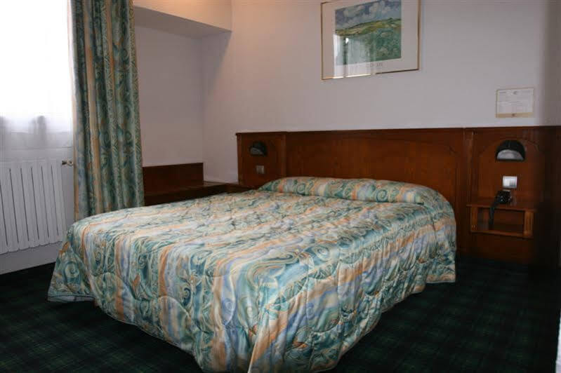 Hotel Christ Roi Lourdes Eksteriør bilde